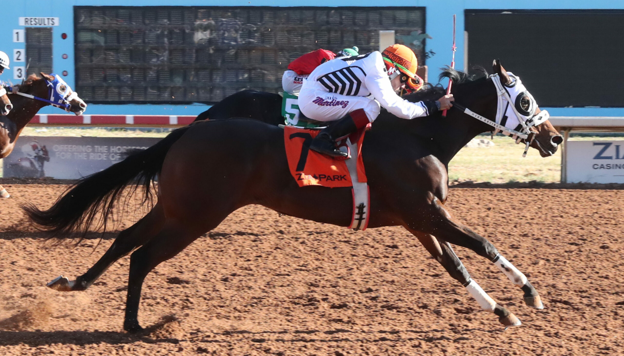JESS HAVE ONE MORE – New Mexico Classic Quarter Horse Juvenile Stakes – 11-26-23 – R06 – Zia Park – Finish