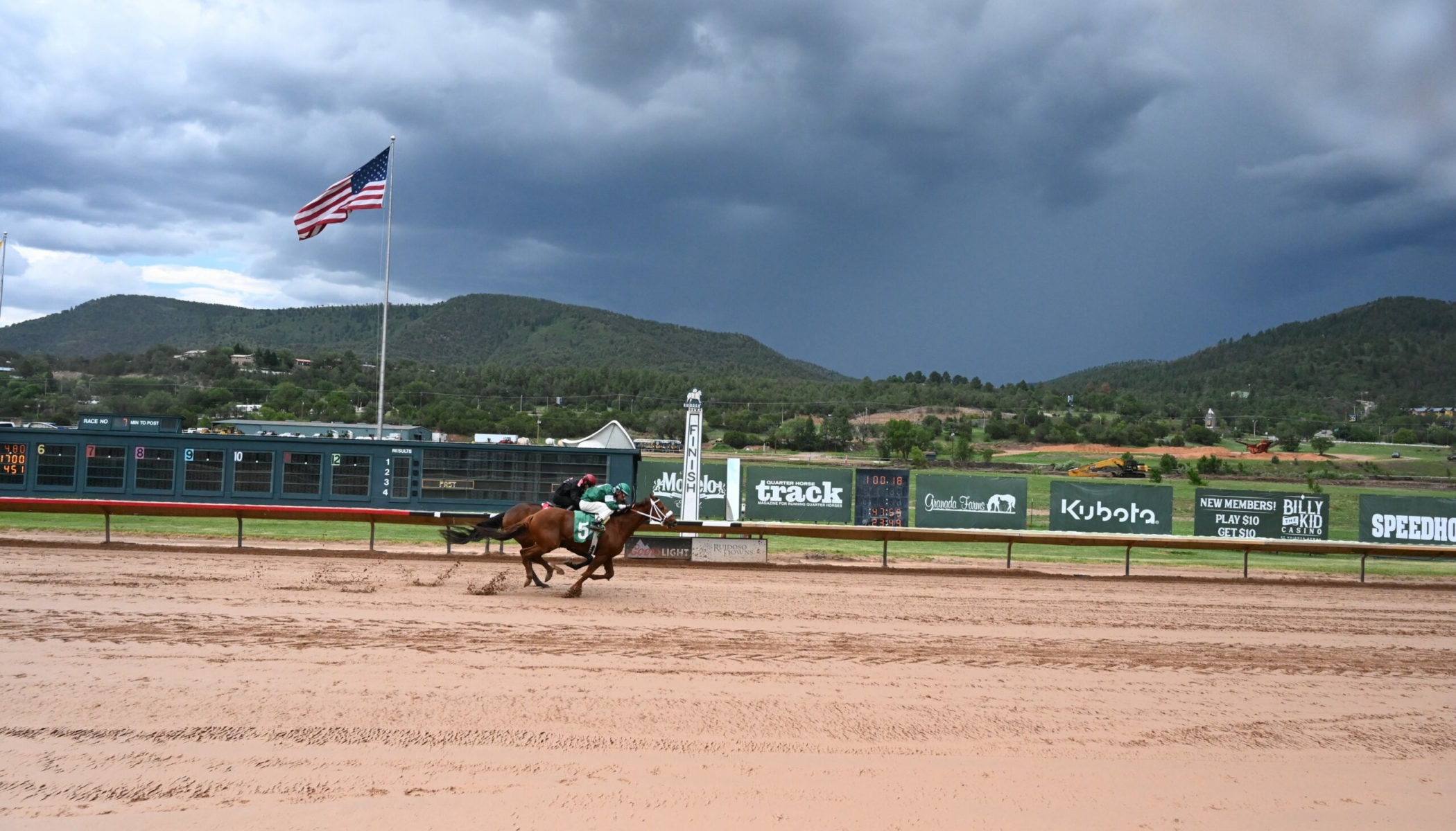 HENRY ON THE RUN – Land of Enchantment 7-20-24 race 7